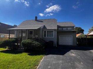416 Kenwood Dr, Round Lake Park, IL