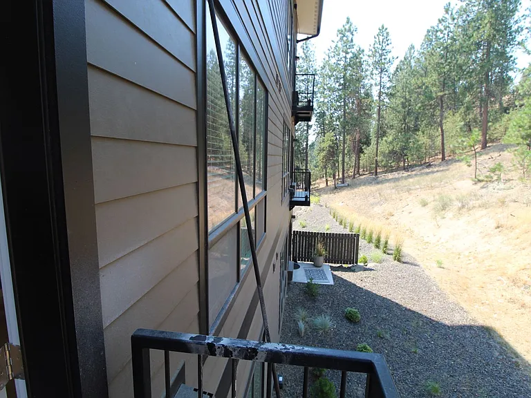 The Retreat at 5-Mile — Photo 12