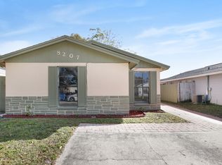 8207 Olivewood Pl, Tampa, FL 33615