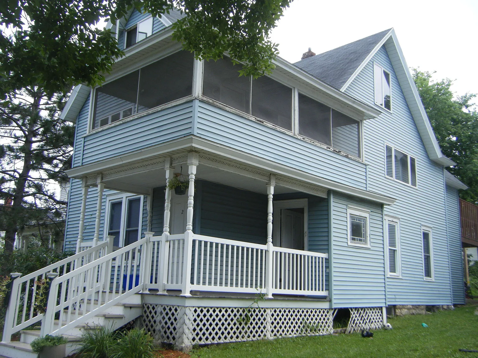 2 bed, 800 sqft, $995 — Photo 1