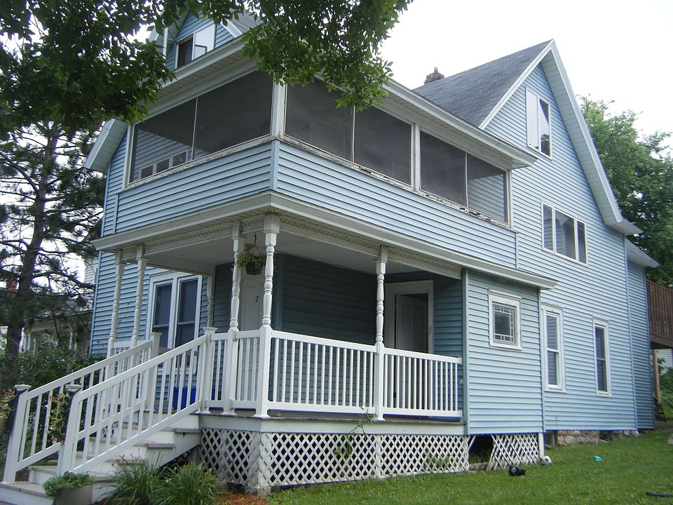1st image of 1125 W 3rd St APT 3