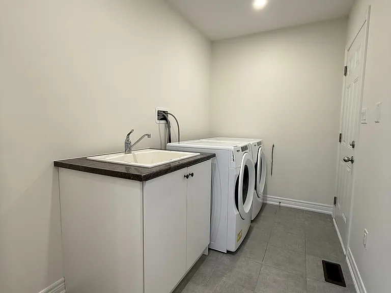 345 Silk Twist Dr — Photo 8