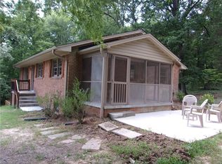 3209 Pine Valley Rd, High Point, NC 27265