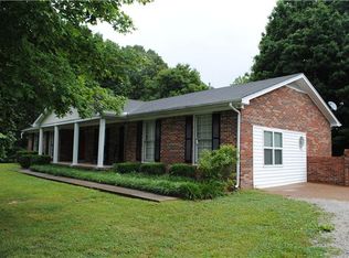 104 Franklin Cir, Portland, TN 37148