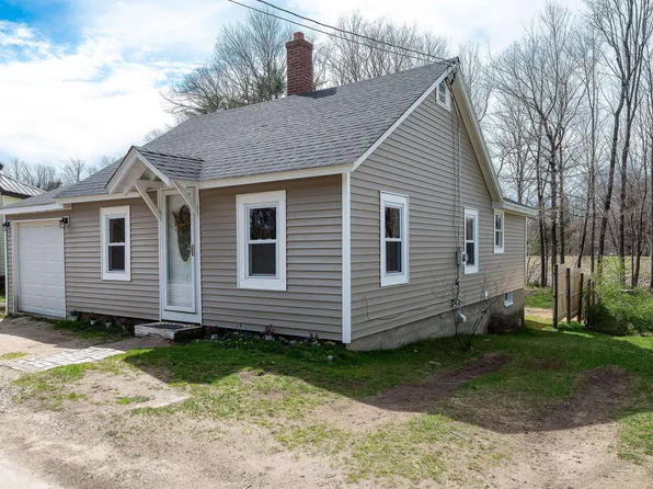 23 Canal Street, Farmington, NH 03835