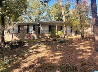 1220 W Forest Dr, Gardendale, AL 35071