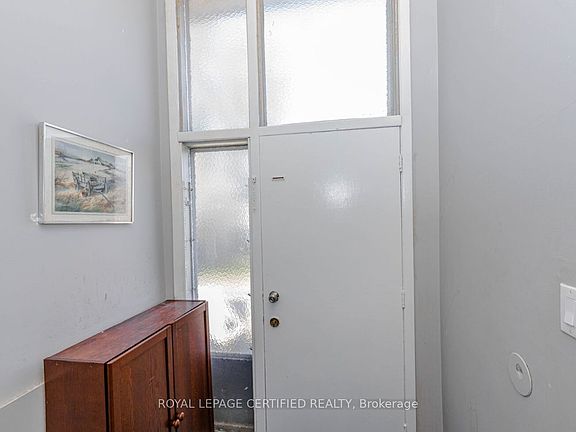 5th image of 7256 Lancaster Ave S
