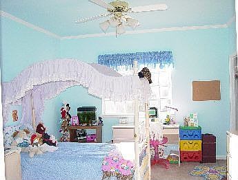 2nd image of 6408 Meade Dr