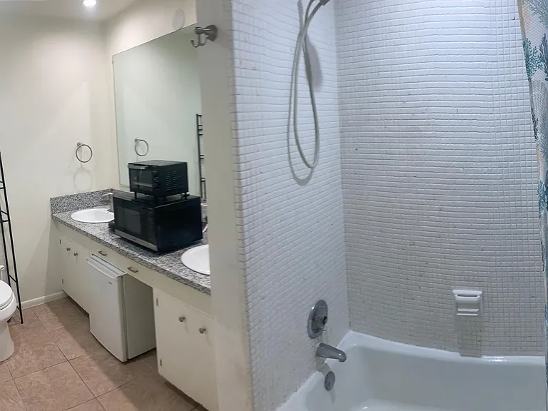 3935 Foothill Rd #E — Photo 5