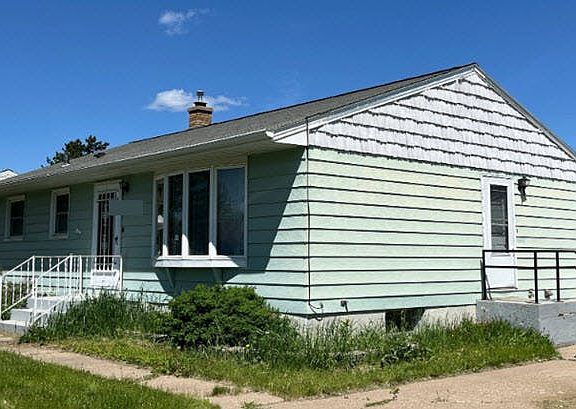 2nd image of 1933 E 31st St