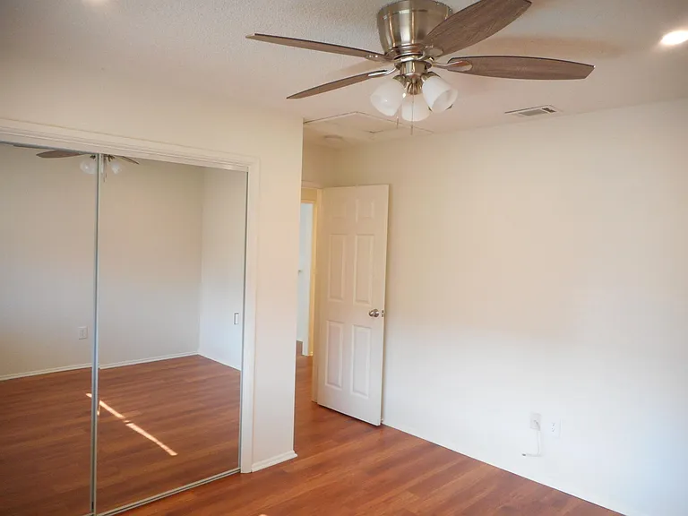 302 W Imperial Ave #6 — Photo 9