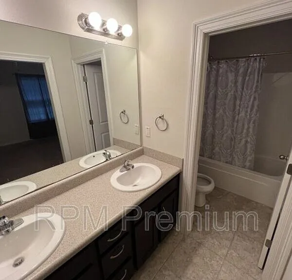 8614 Forestwood Ave — Photo 24
