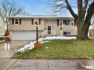 7030 N Teakwood Ct, Peoria, IL