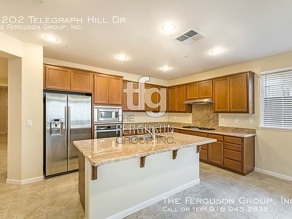 5th image of 2202 Telegraph Hill Dr