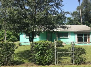 18311 Lawrence Rd, Dade City, FL 33523