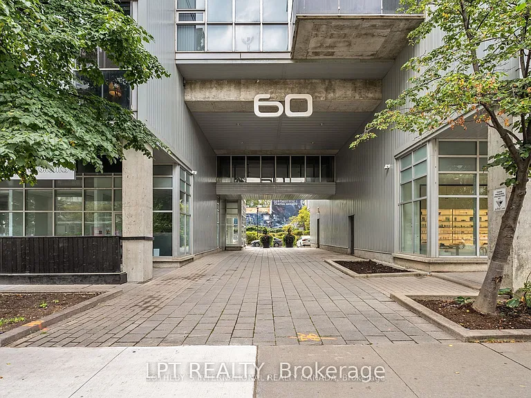 60 Bathurst St #507 — Photo 11