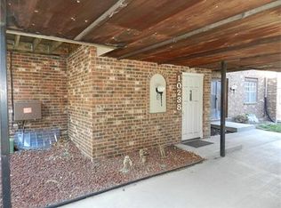 10238 W 96th Ter, Overland Park, KS 66212