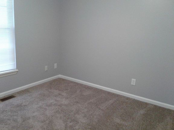 2nd image of 819 Sutcliffe Ave
