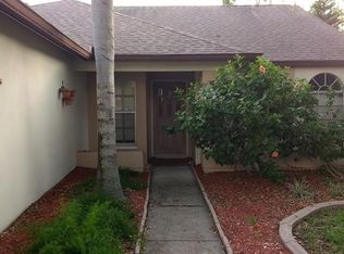 8612 Thimbleberry Ln, Tampa, FL 33635