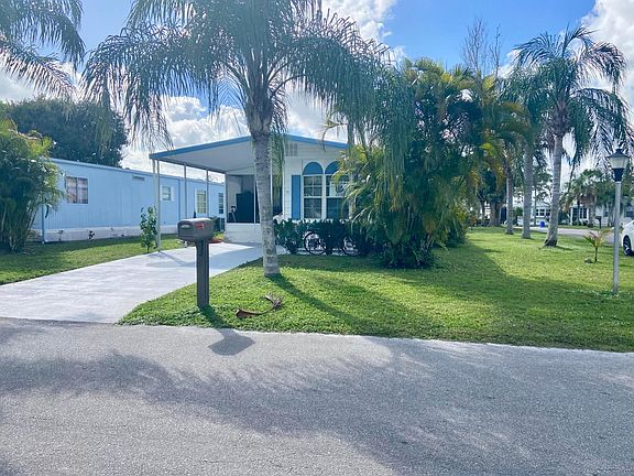 2nd image of 52 Camino Del Rio