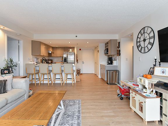 3rd image of 700 1st St APT 11R