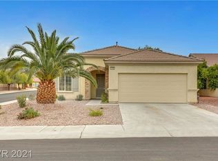 2140 Sawtooth Mountain Dr, Henderson, NV 89044