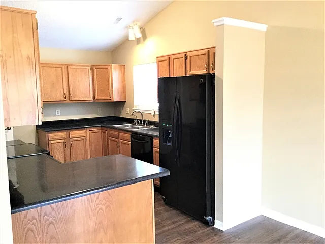 8018 Bitternut Dr — Photo 2