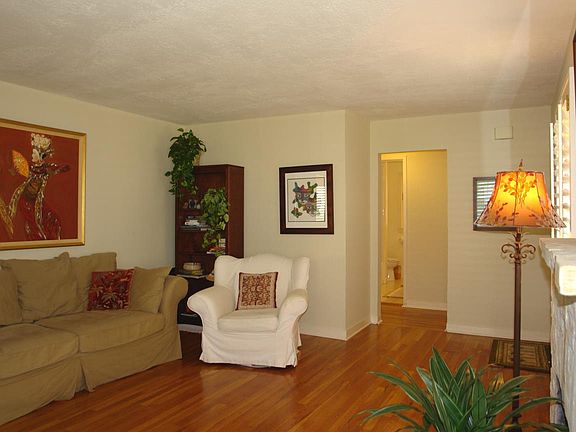 4th image of 1154 Garfield Ave