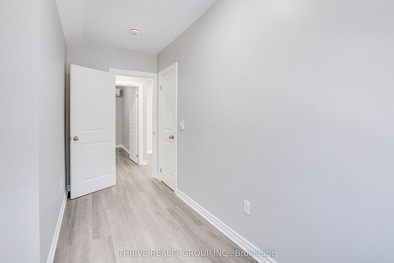 London House for rent - 2 Bedrooms — photo 13