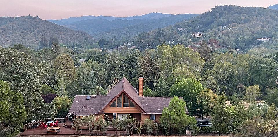 2nd image of 2480 Vineyard Rd