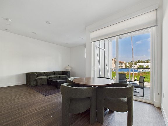 4th image of 6630 W Sunset Blvd #4503549