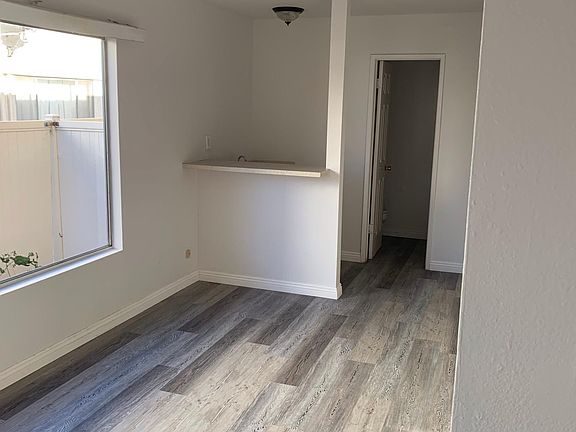 2nd image of 2780 Orange Ave APT 1