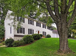 8312 Magic Leaf Rd, Springfield, VA 22153