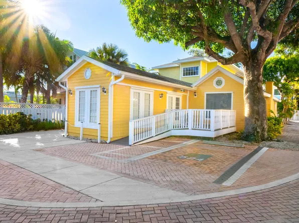 524 SW 3rd Street, Stuart, FL 34994