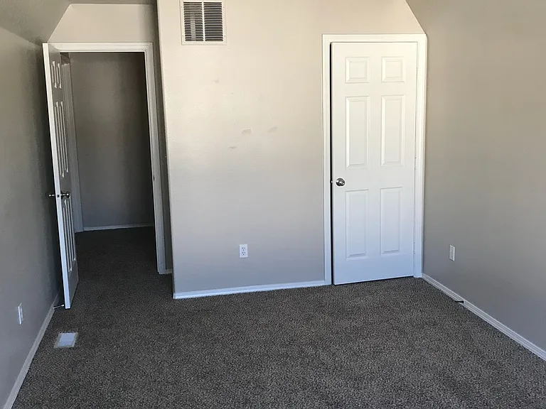 10806 W Heartwood St — Photo 15