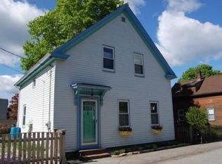 2 Warren St, Ipswich, MA 01938