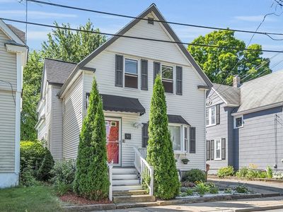 91 Weed St, Lowell, MA, 01852