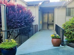 11419 99th Pl NE APT 103, Kirkland, WA 98033