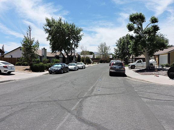 5th image of 2427 Oakcrest Ave