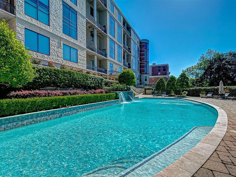 5005 Hidalgo St #210 — Photo 26