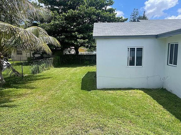 2nd image of 1220 NW 100th Ter #1220