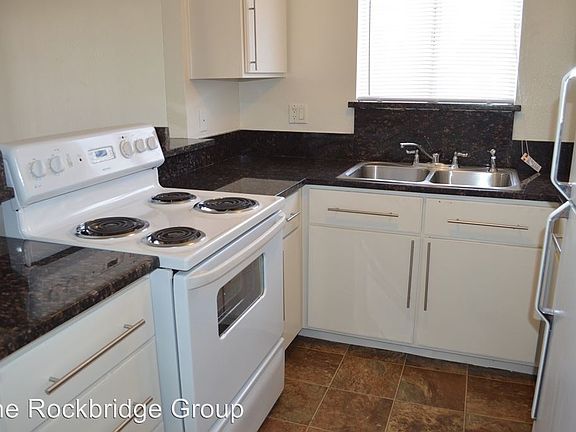 2nd image of 2161 Exeter Dr APT 3