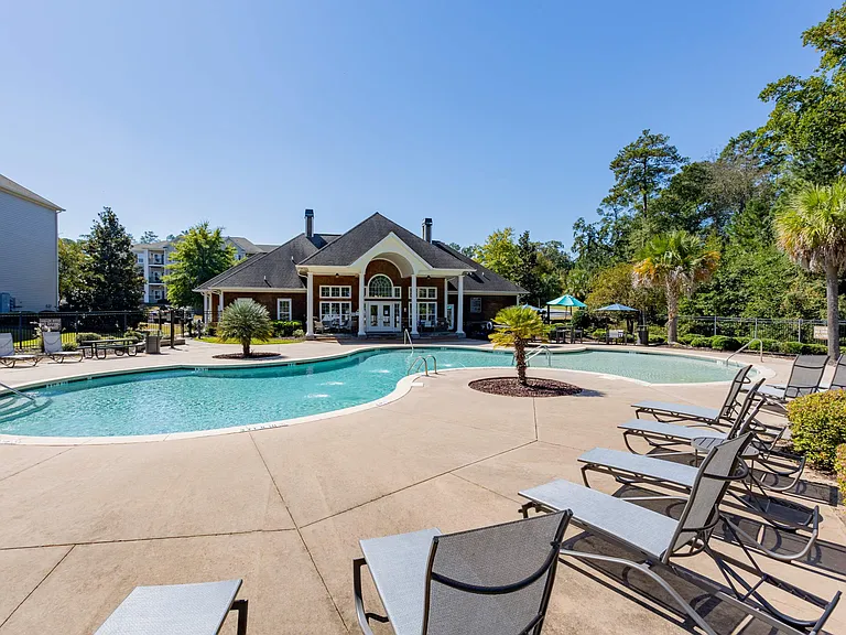 Outdoor swimming pool at Heron Lake