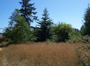 105 Embarcadero Dr, Crescent City, CA 95531