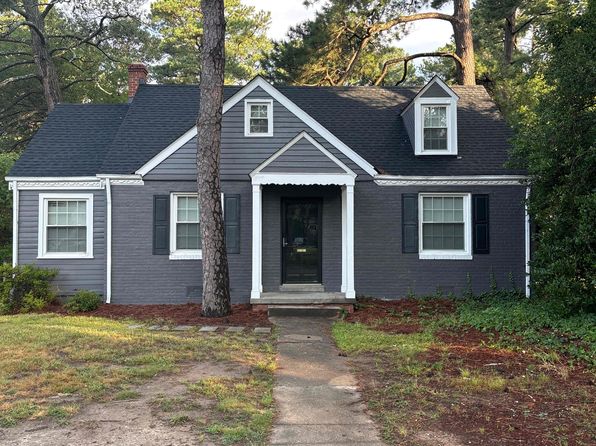 1000 Pepper Ave