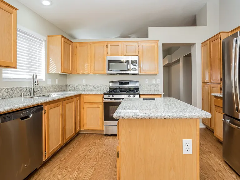 5916 Round Castle St — Photo 7