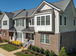 9498 Creek Summit Cir, Richmond, VA 23235