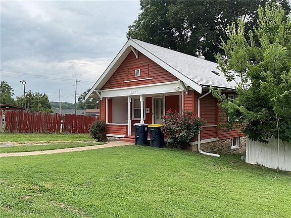 4th image of 4430 Montgall Ave