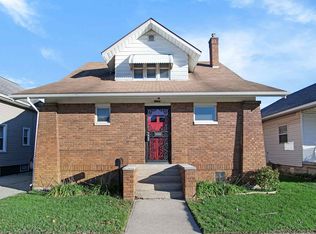 712 W 8th St, Mishawaka, IN