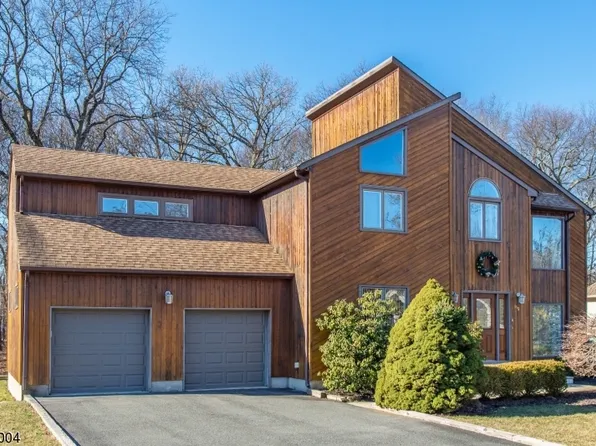 138 Timberhill Dr, East Hanover Twp., NJ 07936